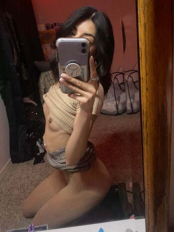 Full leaked Tiny angel private onlyfans photo