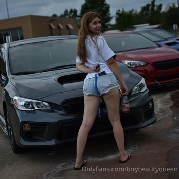 Full leaked Tinybeautyqueen private onlyfans photo