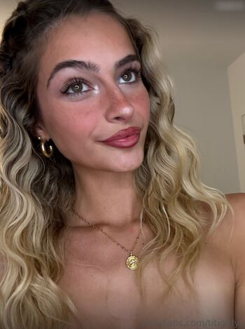 Full leaked Titigirlyy private onlyfans photo