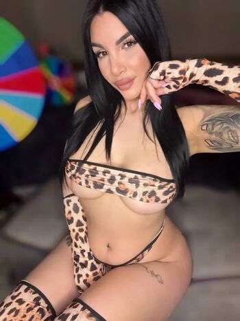 Full leaked Titititaki private onlyfans photo