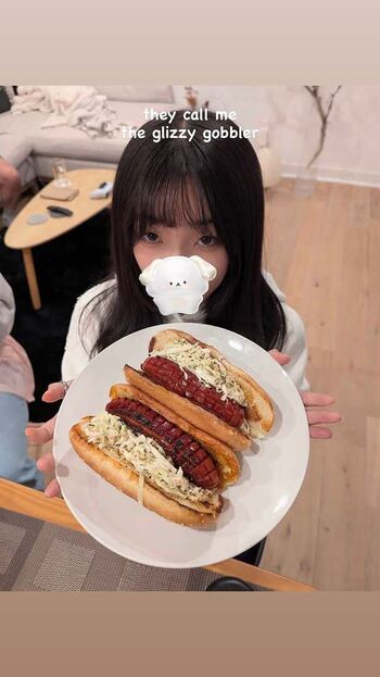 Full leaked Emiru / private onlyfans photo