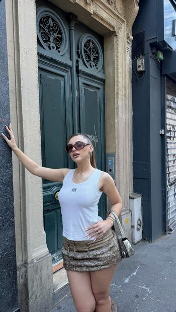Full leaked Toomuchlucile page private onlyfans photo