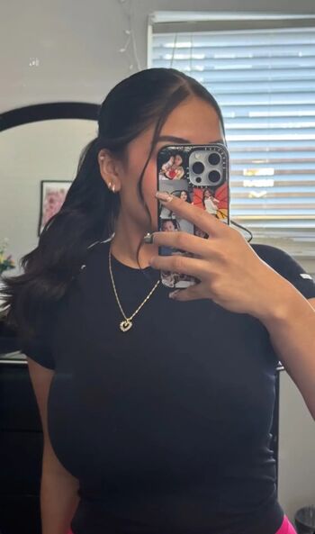 Full leaked Torresdayanara private onlyfans photo