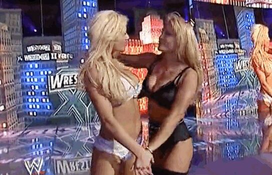 Full leaked Torrie wilson private onlyfans photo