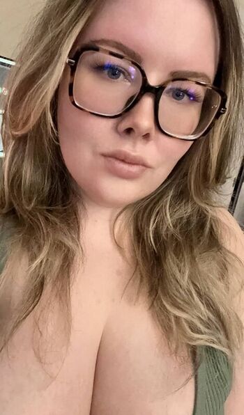Full leaked Traycee private onlyfans photo