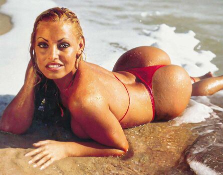 Full leaked Trish stratus page private onlyfans photo