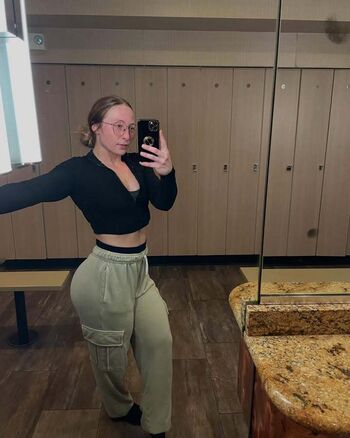 Full leaked Trishh fitt page private onlyfans photo