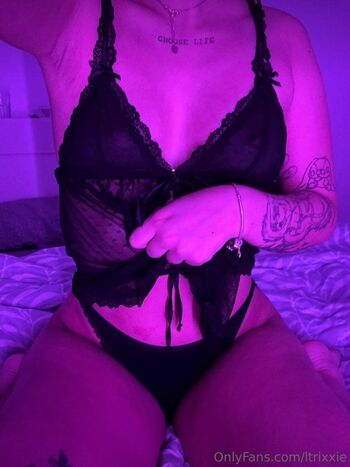 Full leaked Trixxie private onlyfans photo