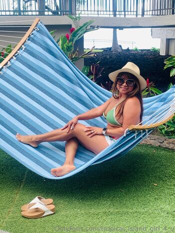 Full leaked Tropical island girl  u private onlyfans photo