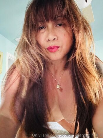 Full leaked Tropical island girl  u private onlyfans photo