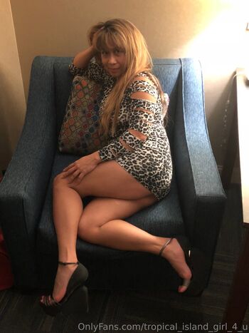 Full leaked Tropical island girl  u private onlyfans photo