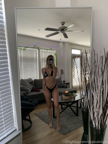 Full leaked Tropicalnicole private onlyfans photo