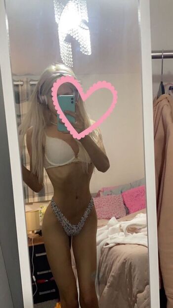 Full leaked Tspollypocket private onlyfans photo