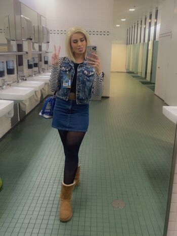 Full leaked Ameliawettengel / private onlyfans photo