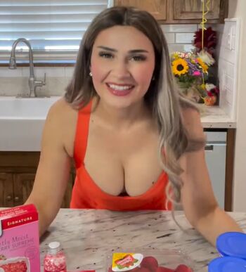 Full leaked Elysiarayy/ private onlyfans photo