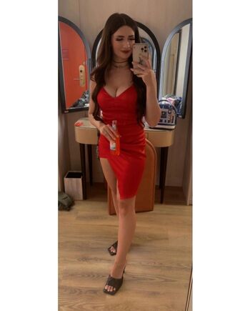 Full leaked Alexa demie/ private onlyfans photo