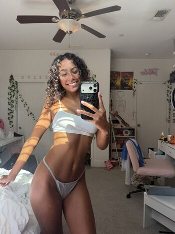 Full leaked Ttahlula private onlyfans photo
