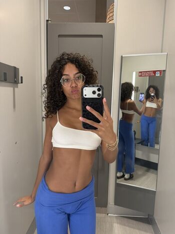 Full leaked Ttahlula private onlyfans photo