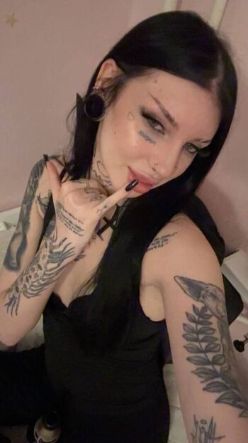 Full leaked Ttayallyles private onlyfans photo