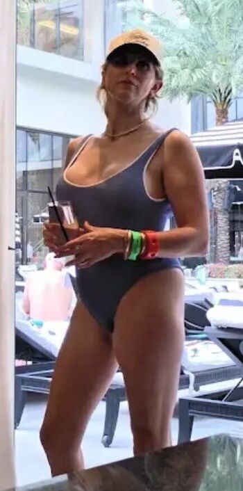 Full leaked Tttenley private onlyfans photo