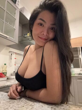 Full leaked Tui private onlyfans photo