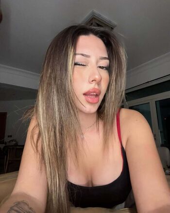 Full leaked Turkish girls page private onlyfans photo