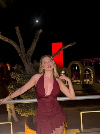 Full leaked Turkish girls private onlyfans photo