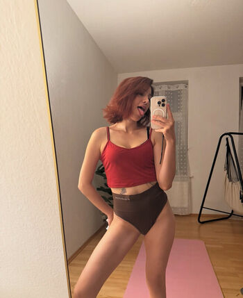 Full leaked Turkish girls page private onlyfans photo