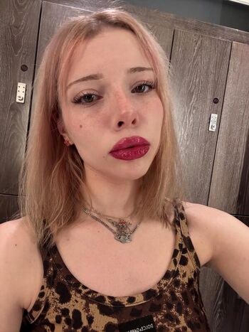 Full leaked Turkish girls page private onlyfans photo