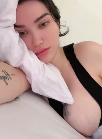 Full leaked Turkish girls page private onlyfans photo