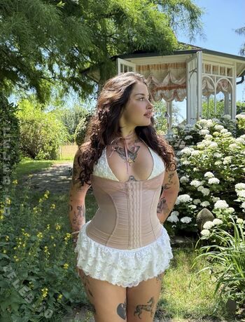 Full leaked Tuttilicious private onlyfans photo