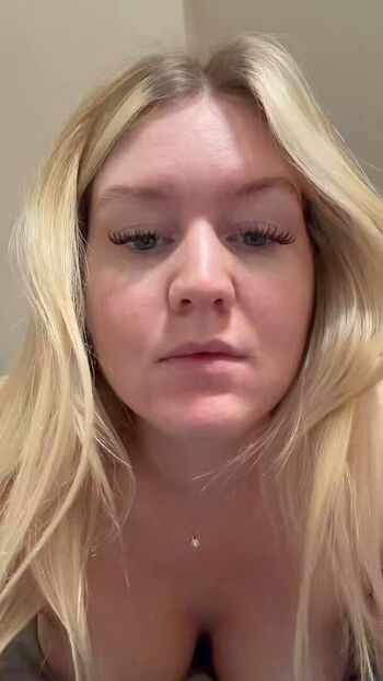Full leaked Tuttsie private onlyfans photo