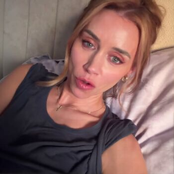 Full leaked Una healy private onlyfans photo