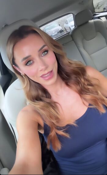 Full leaked Una healy private onlyfans photo