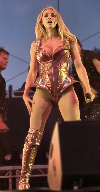 Full leaked Una healy private onlyfans photo