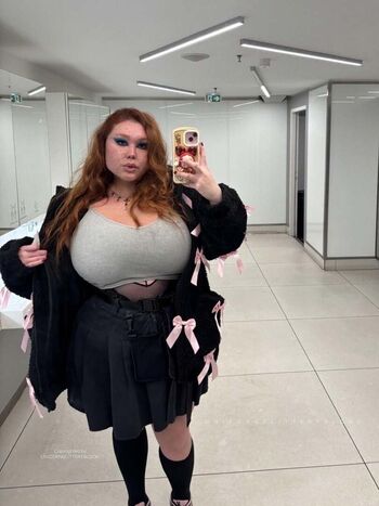 Full leaked Unicornglittery private onlyfans photo