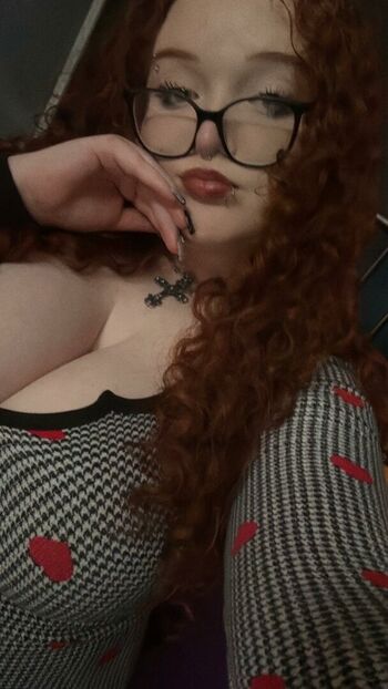 Full leaked Urluvrgal private onlyfans photo