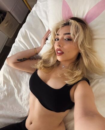 Full leaked V qx private onlyfans photo