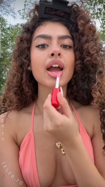 Full leaked Vena private onlyfans photo