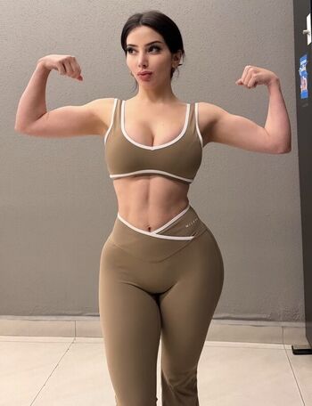 Full leaked Vaimonroe private onlyfans photo