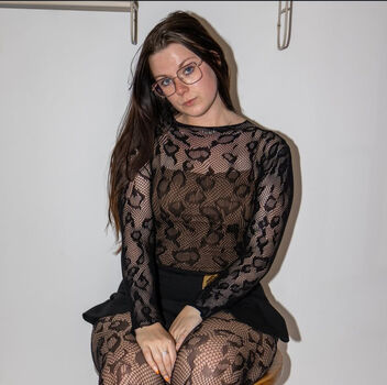 Full leaked Val dvlm page private onlyfans photo