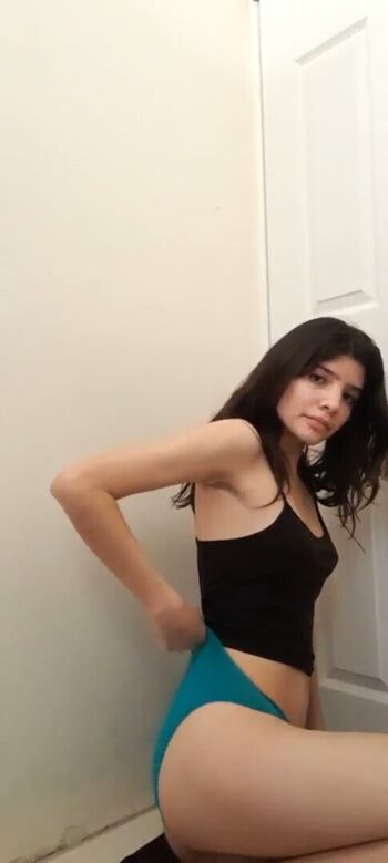 Full leaked Valecast private onlyfans photo