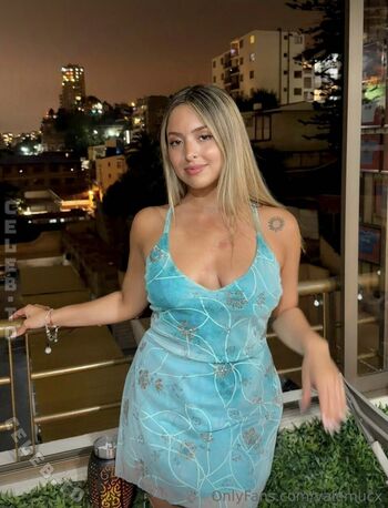 Full leaked Valemucx private onlyfans photo