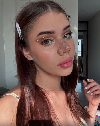 Full leaked Valenlovei private onlyfans photo