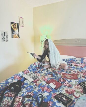 Full leaked Valentiinarose private onlyfans photo