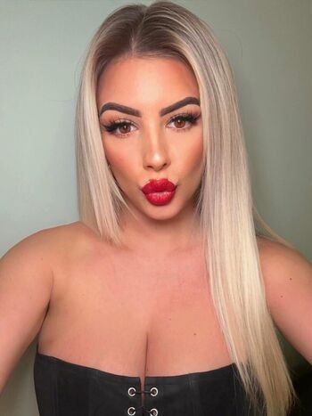 Full leaked Valentina di rocco private onlyfans photo