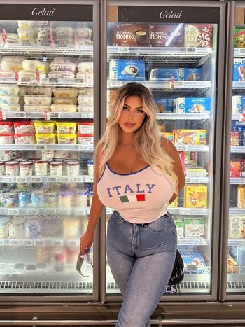 Full leaked Valentina di rocco private onlyfans photo