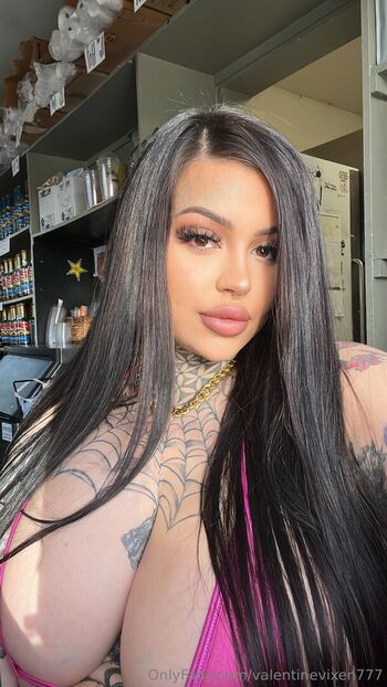 Full leaked Valentinevixen private onlyfans photo