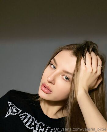 valeria_pixie