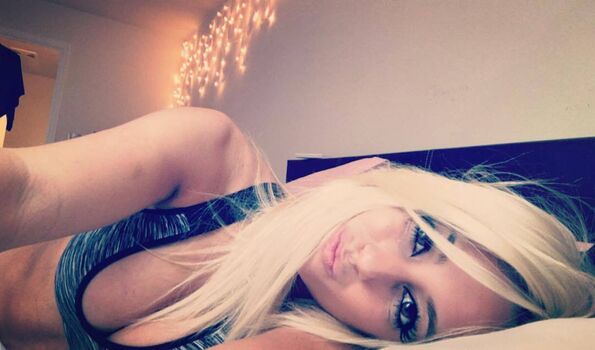 Full leaked Valeriemikos private onlyfans photo